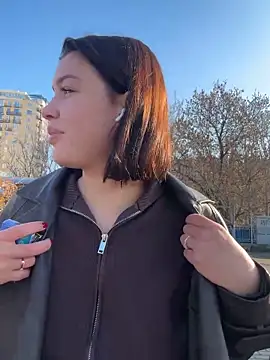 KikiWatson online show from 11/17/25, 07:01