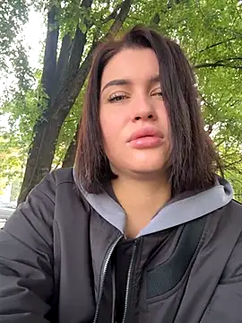 KikiWatson online show from 09/19/25, 06:06