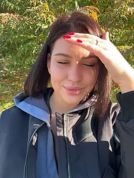 KikiWatson online show from 09/27/25, 05:57