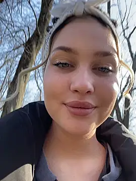 KikiWatson online show from 03/12/25, 07:13