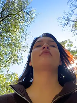 KikiWatson online show from 10/05/25, 09:33