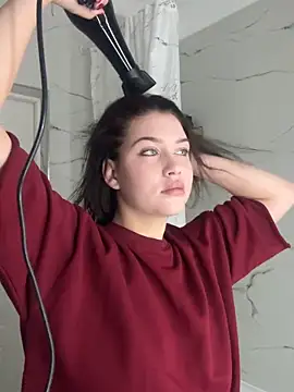 KikiWatson online show from 12/21/25, 08:05