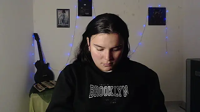 Nika 1  online show from 09/13/25, 08:53