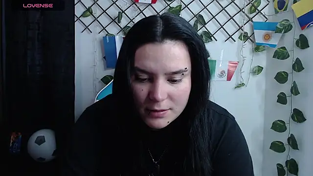 Snapshot of Nika_1_ chatting on 06/18/26, 10:26 Nika 1 online show from 06/18/26, 10:26