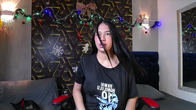 Snapshot of hera_divine chatting on 12/18/25, 08:56 hera divine online show from 12/18/25, 08:56