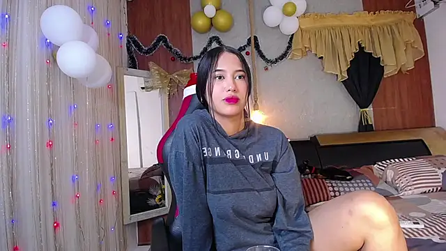 Snapshot of hera_divine chatting on 12/05/25, 09:12 hera divine online show from 12/05/25, 09:12