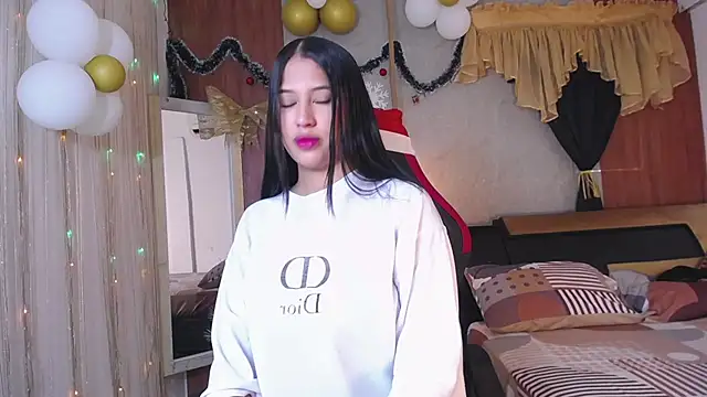 Snapshot of hera_divine chatting on 12/03/25, 07:02 hera divine online show from 12/03/25, 07:02