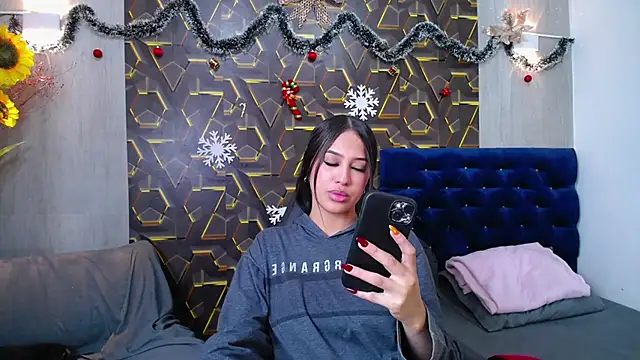 hera divine online show from 01/12/26, 10:36