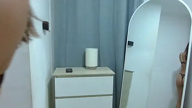 sophii12-12 online show from 11/06/25, 11:31