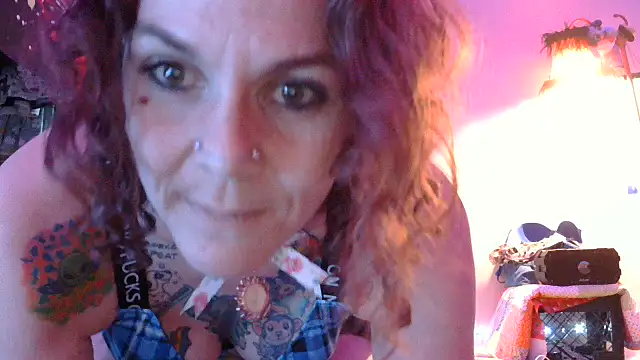 thatonespicychick online show from 02/02/25, 01:12