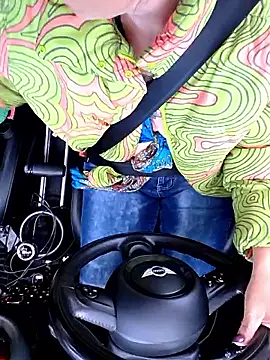 thatonespicychick online show from 12/19/25, 02:41