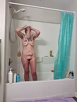 thatonespicychick online show from 02/03/25, 05:40
