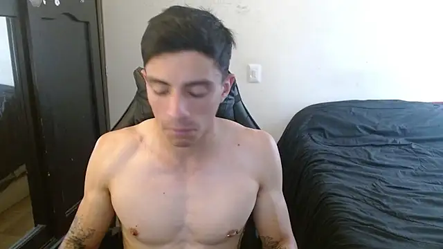 Snapshot of kv___xxx_ chatting on 09/26/25, 07:43 kv   xxx  online show from 09/26/25, 07:43