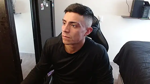 kv   xxx  online show from 02/26/26, 06:30