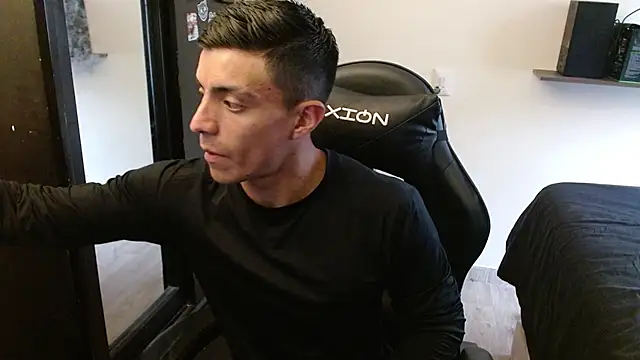 kv   xxx  online show from 03/13/26, 06:24