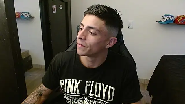 kv   xxx  online show from 12/20/25, 10:12