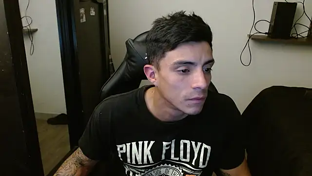 kv   xxx  online show from 02/19/26, 04:53