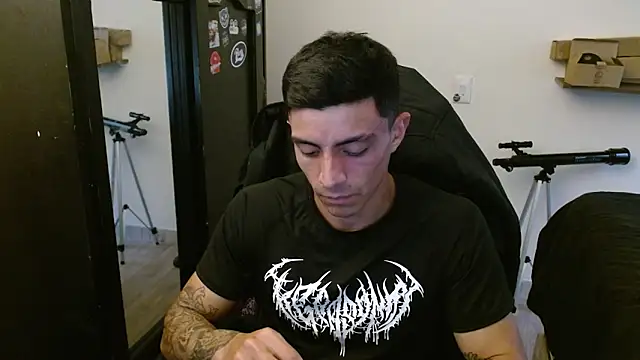 kv   xxx  online show from 04/21/26, 08:59