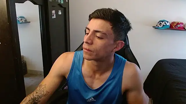 kv   xxx  online show from 12/17/25, 05:18