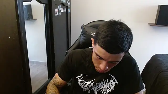 kv   xxx  online show from 03/21/26, 06:45