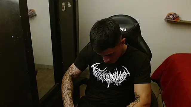 kv   xxx  online show from 01/17/26, 04:49