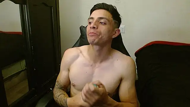 Snapshot of kv___xxx_ chatting on 09/11/25, 02:55 kv   xxx  online show from 09/11/25, 02:55