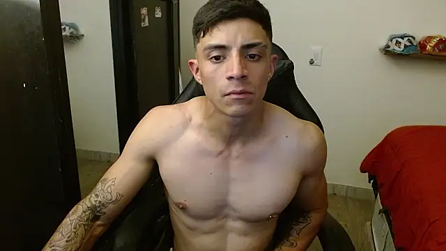 kv   xxx  online show from 01/15/26, 02:04