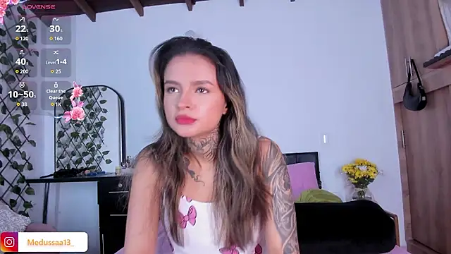 medussa13  online show from 03/26/26, 12:03