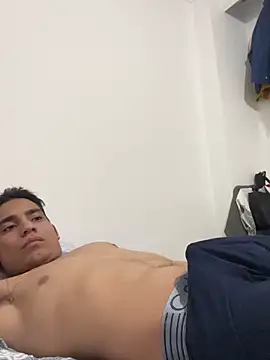 stiven-p23 online show from 11/05/25, 03:31