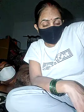 menakshiiikaur online show from 09/18/25, 05:27