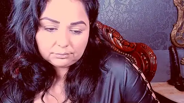 SelenaNoctis online show from 06/19/26, 04:51