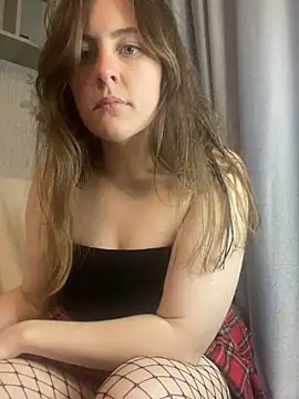 Snapshot of Topvi_ chatting on 01/15/25, 01:20 Topvi online show from 01/15/25, 01:20