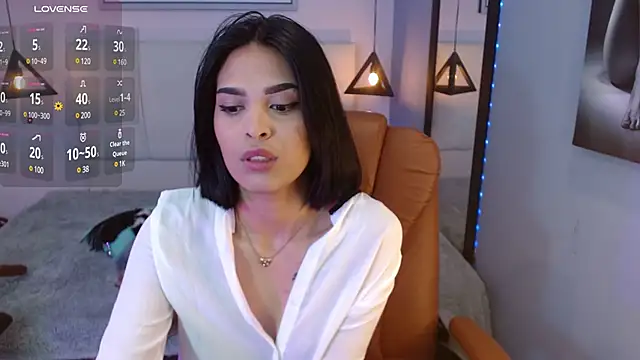 Snapshot of AlessiaVal_ chatting on 03/11/25, 11:33 AlessiaVal online show from 03/11/25, 11:33