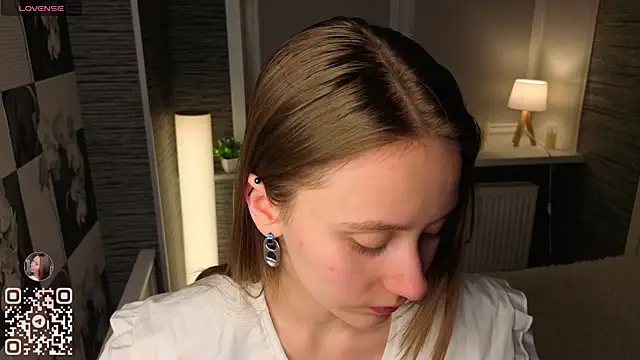 EthalBuffkin online show from 11/30/25, 07:36