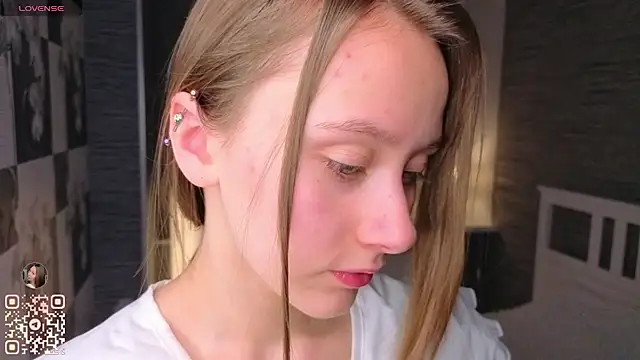 EthalBuffkin online show from 10/30/25, 07:22