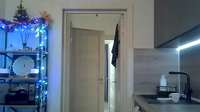 Snapshot of jainesummer chatting on 01/27/25, 07:24 jainesummer online show from 01/27/25, 07:24