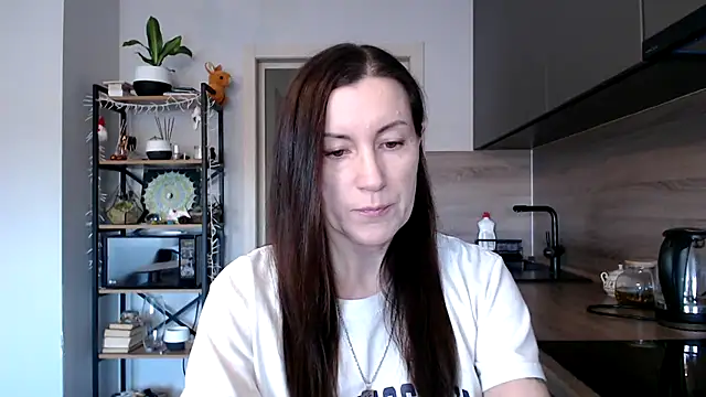 Snapshot of jainesummer chatting on 03/11/25, 07:46 jainesummer online show from 03/11/25, 07:46