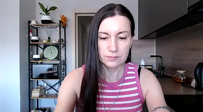 Snapshot of jainesummer chatting on 02/27/25, 09:40 jainesummer online show from 02/27/25, 09:40