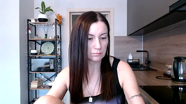 Snapshot of jainesummer chatting on 03/05/25, 11:06 jainesummer online show from 03/05/25, 11:06