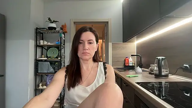 Snapshot of jainesummer chatting on 11/05/25, 07:55 jainesummer online show from 11/05/25, 07:55