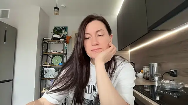 jainesummer online show from 04/07/26, 08:16