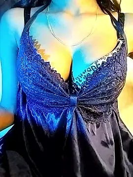 Esha Babyy online show from 04/22/26, 01:29