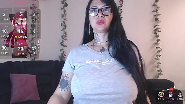 Snapshot of Saloome- chatting on 03/27/26, 07:26 Saloome- online show from 03/27/26, 07:26