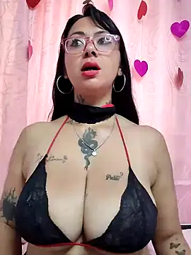 Snapshot of Saloome- chatting on 02/20/25, 05:09 Saloome- online show from 02/20/25, 05:09
