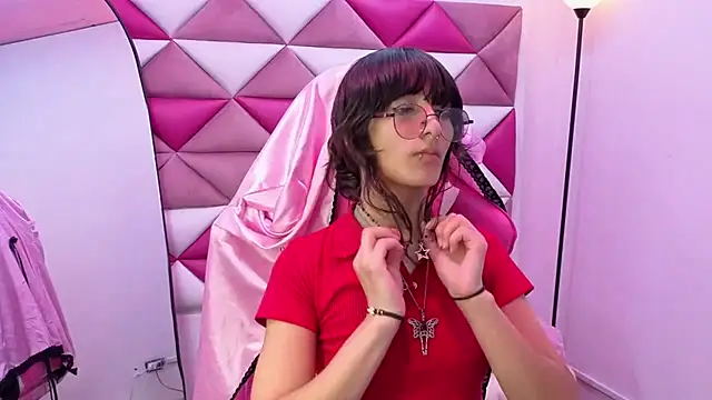 Snapshot of Danny_Face chatting on 02/12/26, 02:28 Danny Face online show from 02/12/26, 02:28