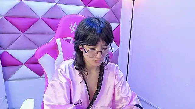 Snapshot of Danny_Face chatting on 02/17/26, 01:52 Danny Face online show from 02/17/26, 01:52