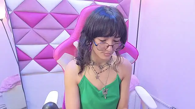 Snapshot of Danny_Face chatting on 02/09/26, 02:04 Danny Face online show from 02/09/26, 02:04