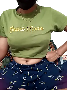 Snapshot of Ammualagitamil chatting on 01/07/25, 02:53 Ammualagitamil online show from 01/07/25, 02:53