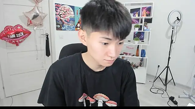 Miram Yu online show from 09/23/25, 07:10