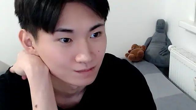 Miram Yu online show from 10/15/25, 03:05